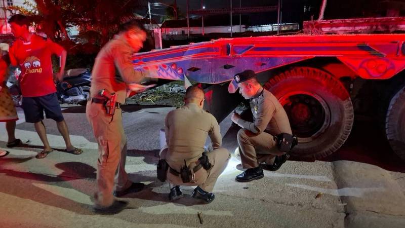 Shots fired over truck blocking alley