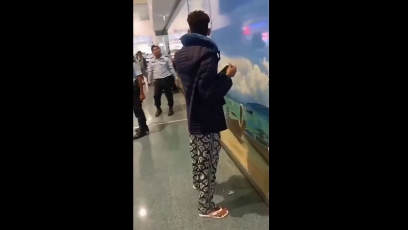 Foreign tourist caught urinating at Phuket Airport