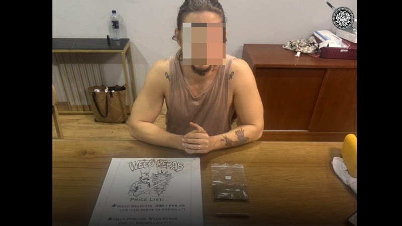 Turkish man caught selling marijuana on Bangla