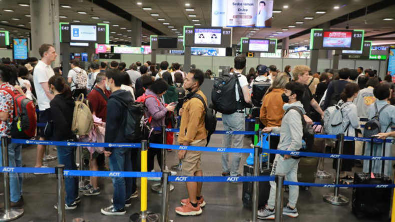 ‘No decision yet’ on cutting Thai visa-free period