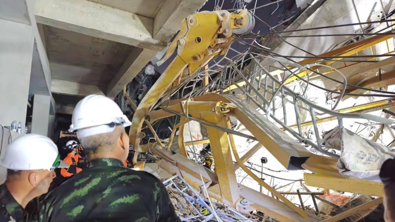 Quake death toll in Bangkok, more aftershocks expected