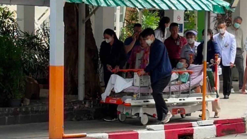 Two doctors face suspension in Thaksin hospital case