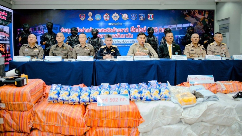 Admiral hails major drug bust in Chalong Bay