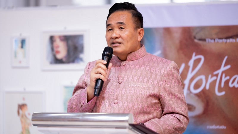 New Governor keeps busy with social events