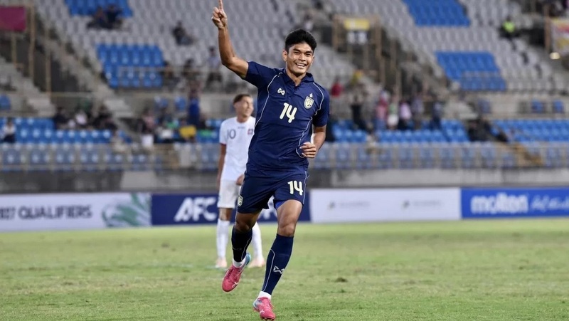 War Elephants run riot to remain in contention
