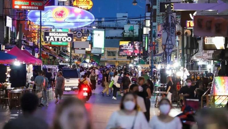 Cabinet mulls easing entertainment zoning rules