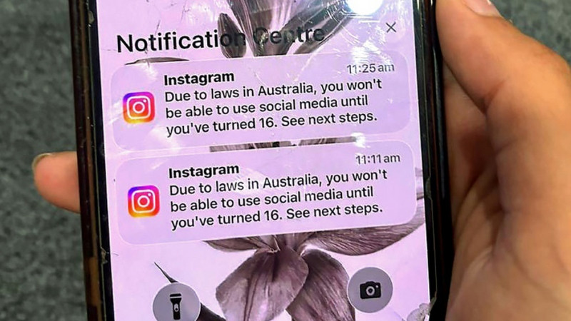 Australia bans under-16s from social media in world-first crackdown