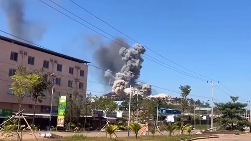 Thai F-16s bombard another Cambodian casino