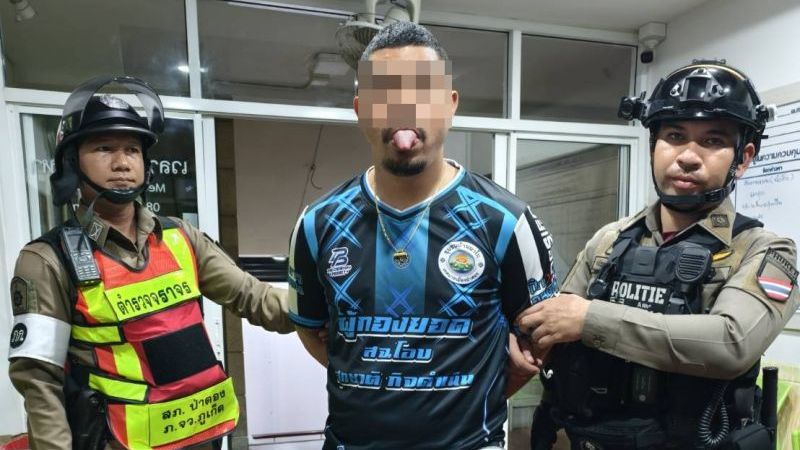 Patong drunk driver hits motorbike, abuses owner ‒ then assaults police