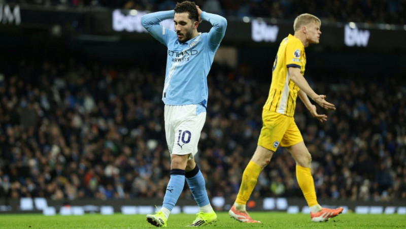 Man City stumble again in title race as Villa held