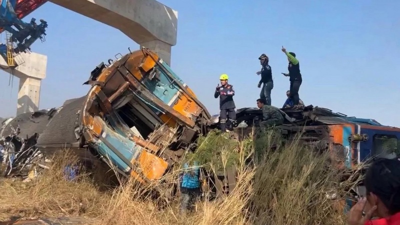 Train collides with collapsed crane in Korat, 12 killed