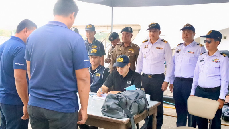 Boat crews tested for drugs at Ratsada Pier