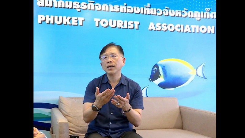 Hotels urged to waive fees over flight chaos