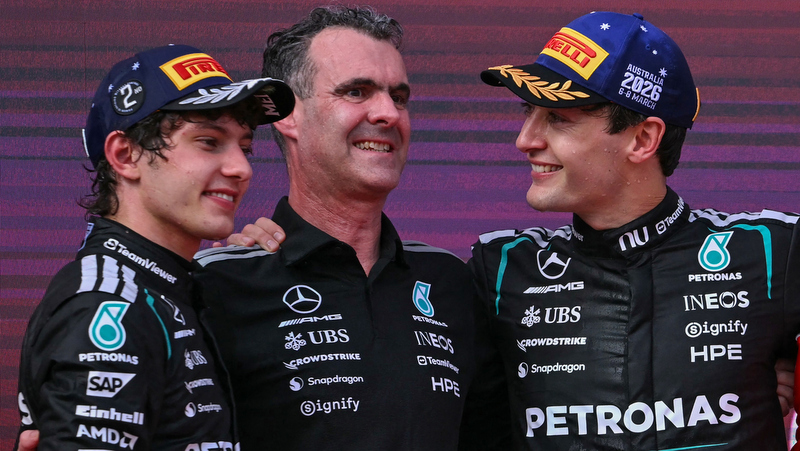 Mercedes set gold standard at Australian GP