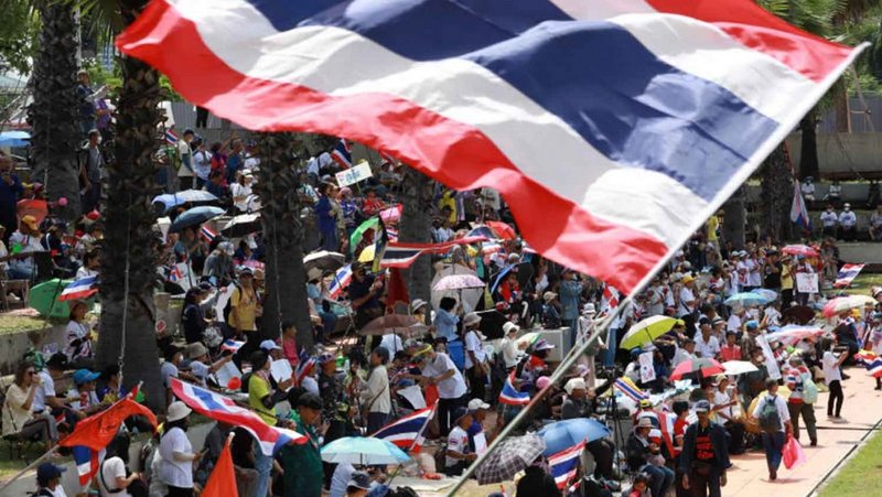 Senate panel to vote on axeing Cambodia MoU