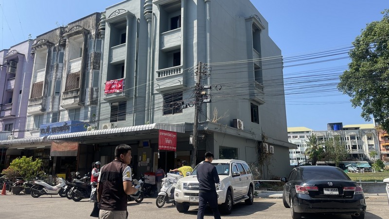 Officials inspect Poonphol project