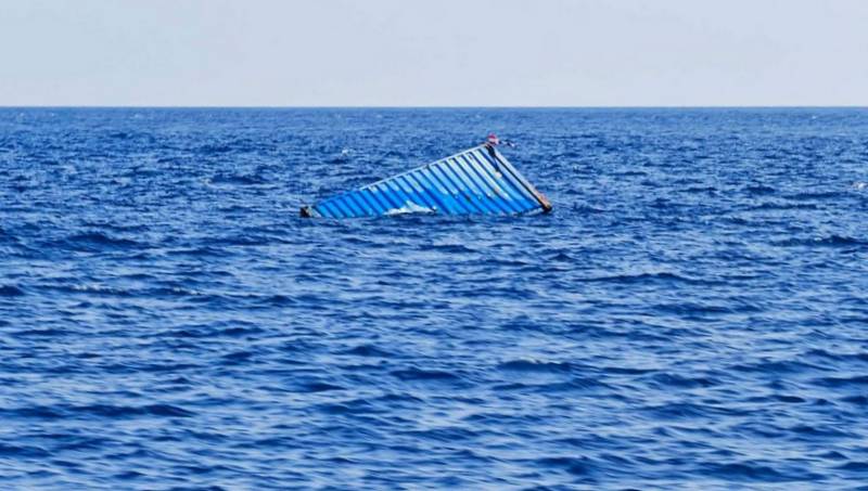 Floating container off Phuket poses risk to boats