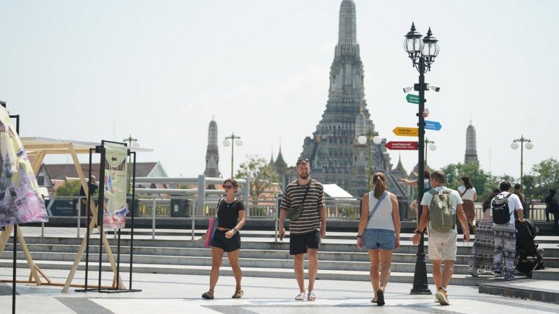 Proposed tax on arrivals draws mixed reactions
