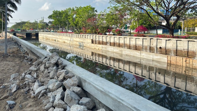 Officials vet B88.5mn in canal clearing projects