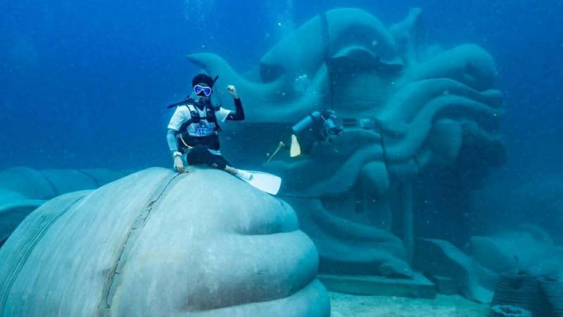 Divers enjoy newly installed Hanuman reef sculptures