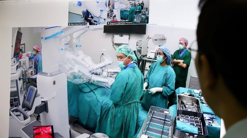 Thailand-China robotic surgery a first