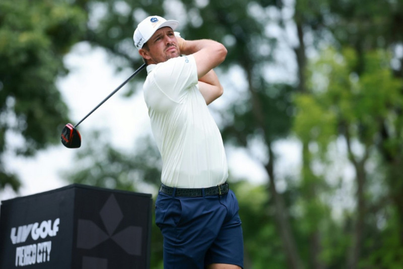 PGA Tour mulls pathway back for golfers as LIV plots survival