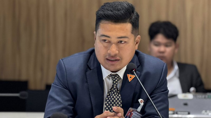 Phuket MP presses Freedom Beach land scandal probe 