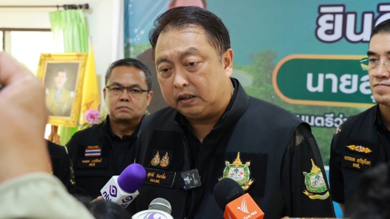 Suchart orders faster action on 28 Sirinat encroachment cases
