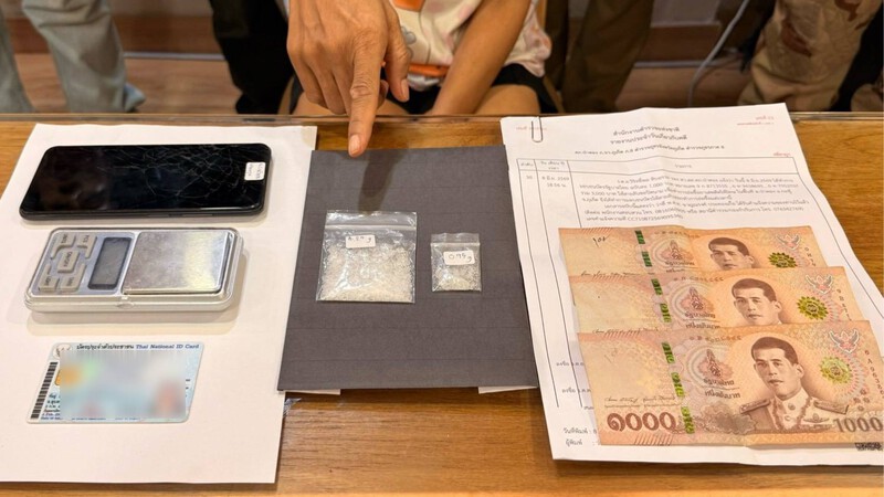 Woman arrested with meth in Patong drug sting