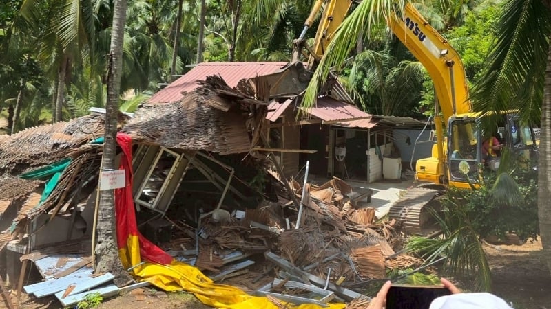 Demolition of Nui Beach structures begins