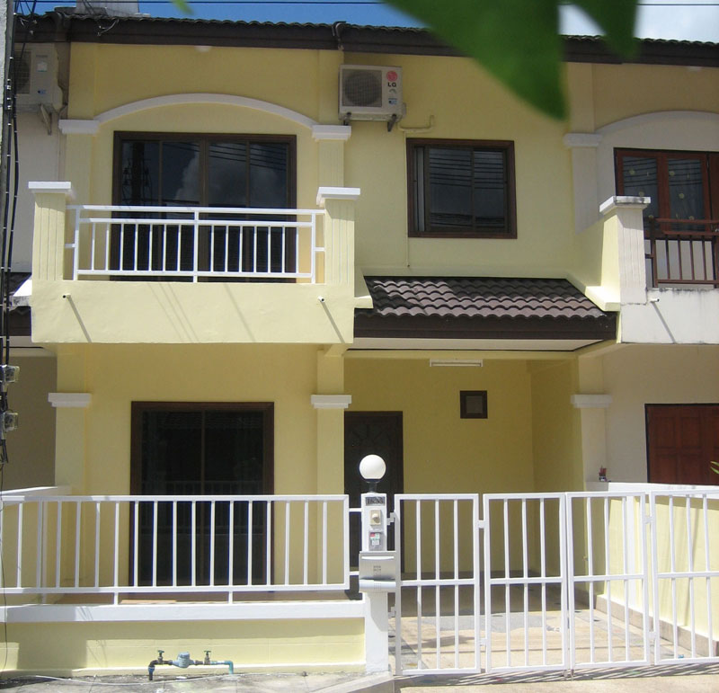House for Sale or Rent