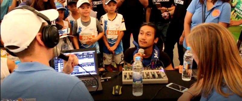 03-06-2017 (LIVE 895 FM) GOODMORNING PHUKET  CHRIS & DONNA RADIO SPECIAL INTERVIEW WITH TOON BODYSLAM in LAGUNA MARATHON 2017