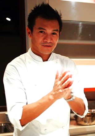 NEW 'SUAY RESTAURANT' CHERNTALAY - CHEF NOI from IRON CHEF THAILAND on 'LIVE 89.5FM' with JASON WILDER - 29-09-2017