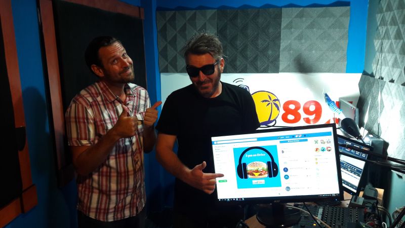  JAY LESHARK - PHUKET  BEST BURGER 4 - on 'LIVE 89.5 - DRIVE on LIVE' - with JASON WILDER - 17.01.2018