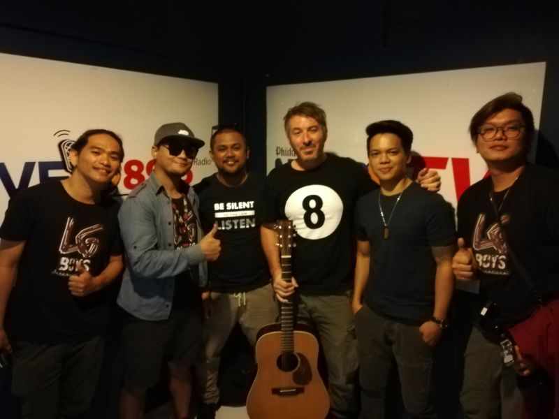 ( PART 4 ) 'THE LG BOYS' - 'LIVE ON LIVE 89.5 FM' - Playing tribute to the Great Fillipino Drummer 'ART MINA JR.' - DUDZ(shaker and percussion), ROPHEL(cajon), IZY (vocals)., JAY(guitar and vocals)  and JOHN (guitar) - with JASON WILDER - 31.01.2018
