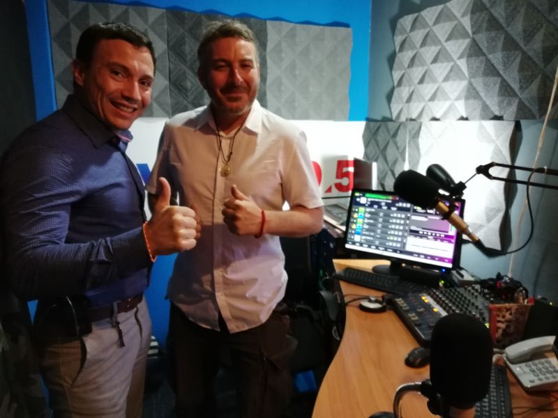 COLOUR FUN RUN 2018 @ THANYAPURA - THIBAULT GONNET - on ’DRIVE ON LIVE 89.5 FM’ with ’JASON WILDER’ - 17.10.2018